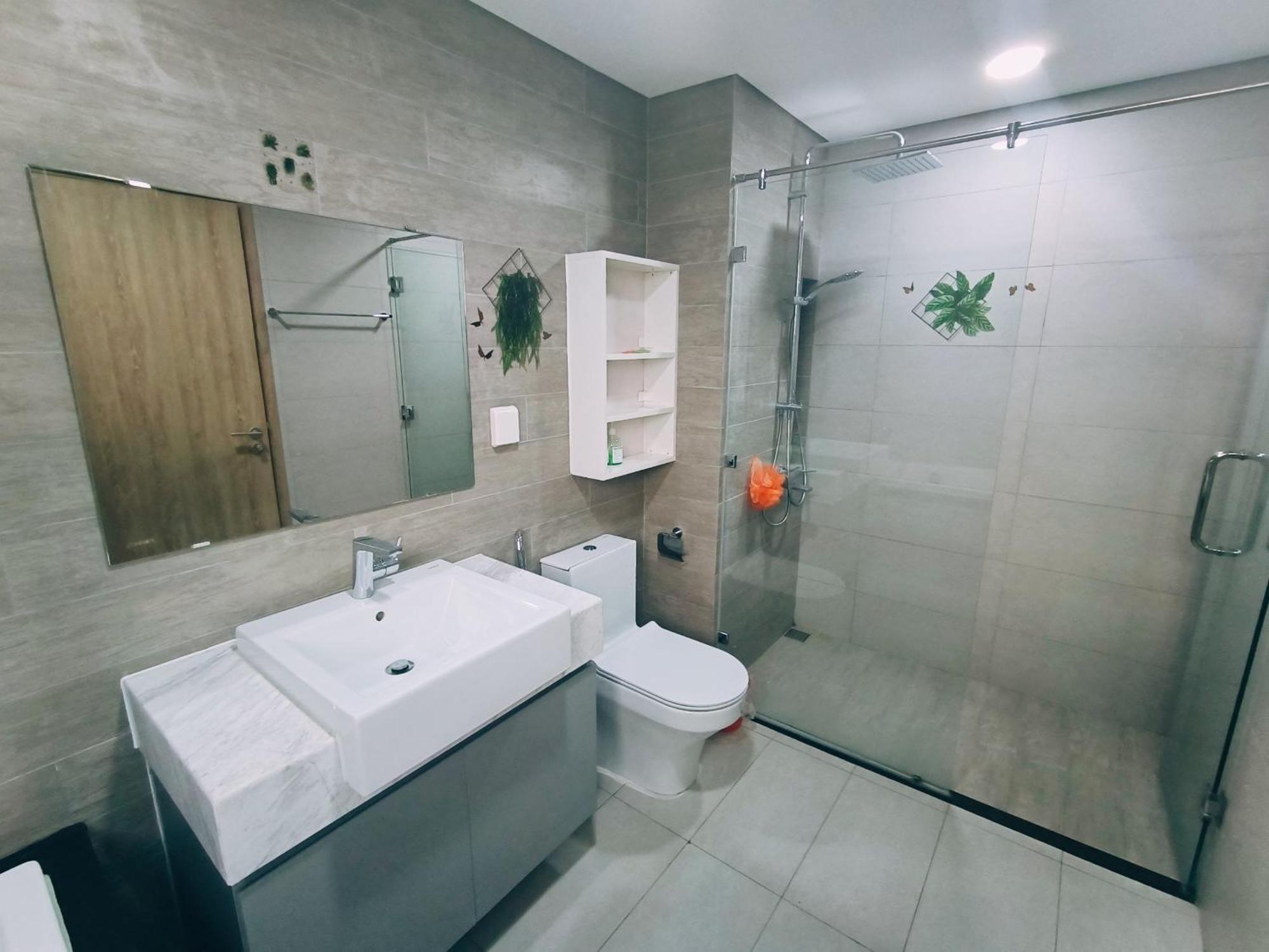 M+ Diamond 3 Bedrooms, Pool, Aircon, Water Heater. * Ho Chi Minh City